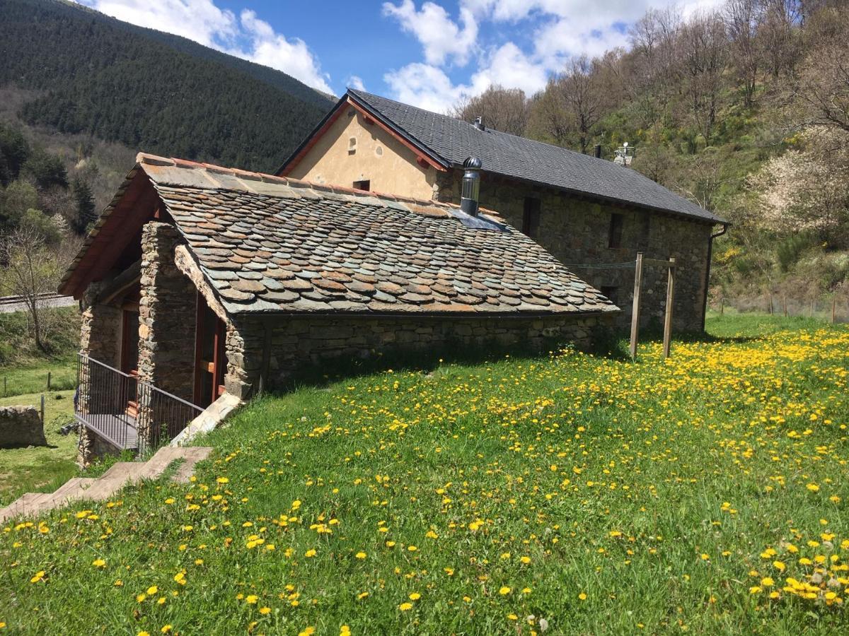 Can Bertran Fornells de la Montaña Exterior foto
